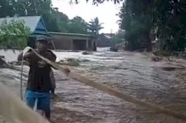 Banjir di Jeneponto, Empat Rumah Hanyut