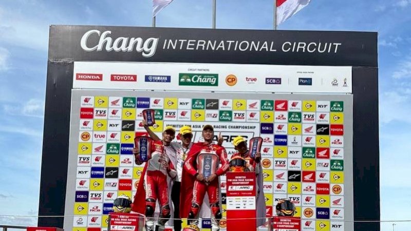 Pebalap Honda Dominasi Podium ARRC Thailand