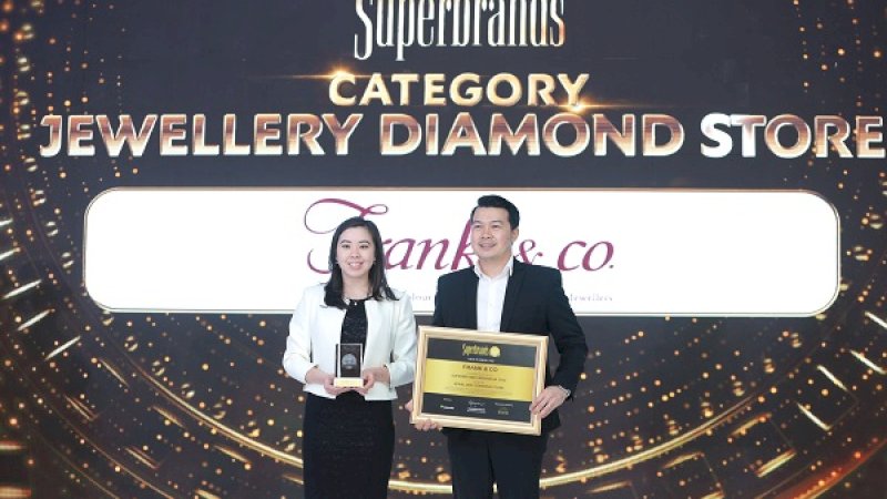 Frank & co. mendapatkan penghargaan Superbrands dalam kategori Jewellery Diamond Store. 