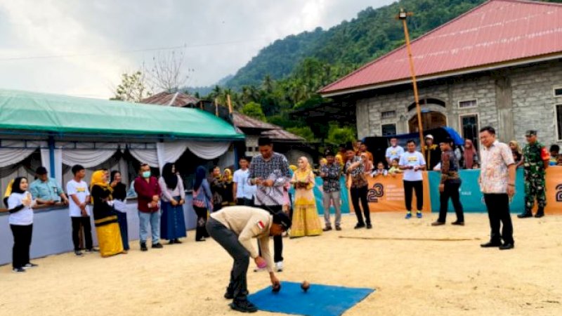 Liga gasing jadi salah satu lomba yang dihadirkan selama gelaran Festival Budaya Morowali.