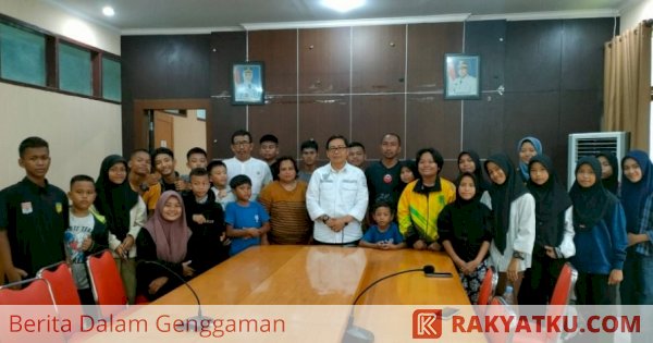 Wabup Luwu Utara Lepas 26 Atlet Karate-Do ke Kejurda Gowa