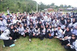 Kualitas Layanan Pendidikan Kategori Baik, Bupati Lutra Apresiasi para Guru