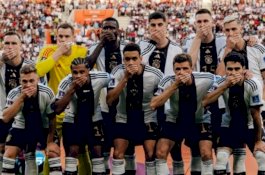 Jerman Vs Spanyol: Laga Hidup Mati Der Panzer