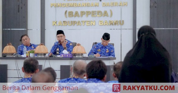 Bupati Barru Evaluasi Progres Pembangunan Satu Persatu OPD