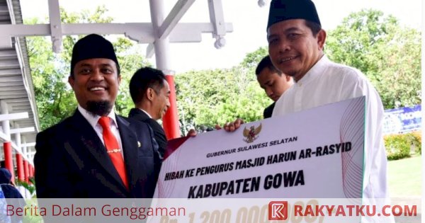 Gubernur Sulsel Serahkan Hibah Rp1,2 M untuk Masjid Harun Ar-Rasyid di Gowa