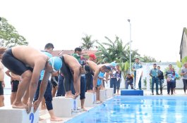 Lomba Renang Estafet Antar Satker Digelar Lantamal VI Makassar