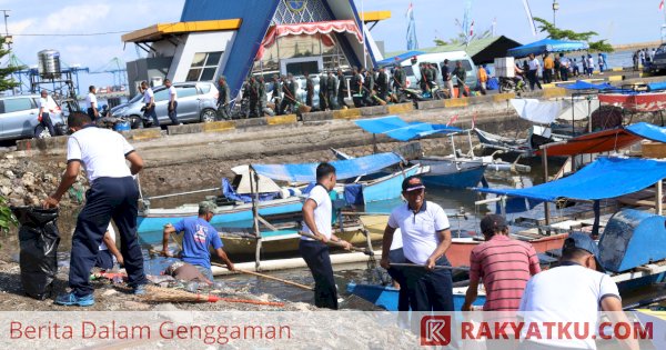 TNI AL di Makassar Laksanakan Program Laut Bersih Jelang HUT Armada RI