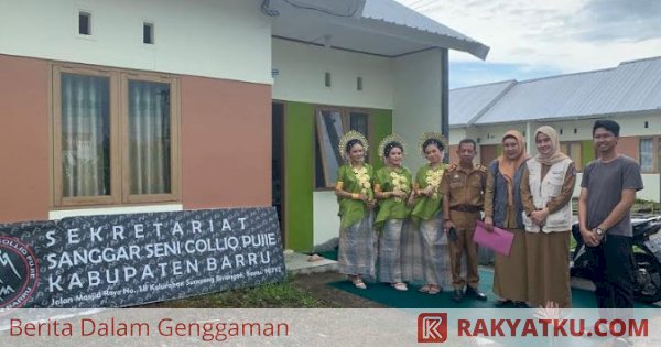 Sanggar Seni Colliq Pujie Barru Terima Bantuan Uang Dari Kemensos