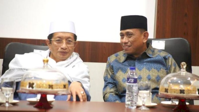 Bupati Wajo, Amran Mahmud (kanan), bersama Imam Besar Masjid Istiqlal Jakarta, Nasaruddin Umar.