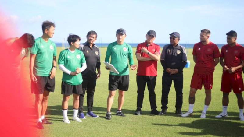 Latihan atau training center (TC) Timnas Indonesia di Lapangan Bali United Training Center, Gianyar, Bali, Rabu (7/12/2022).