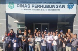 Pemkab Sidrap Salurkan Bantuan Subsidi BBM Sektor Transportasi Umum