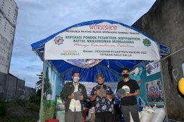 YHK Bantu Pesantren Bikin Usaha, Terealisasi Minimarket hingga Produksi Paving Block Plastik