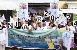 Relawan Ganjar Pranowo Gelar Festival Kuliner Nelayan di Parepare