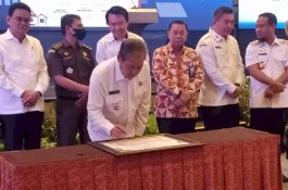 Rakorwasda Sulsel 2022, Bupati Sidrap Tanda Tangani Komitmen Bersama Pemberantasan Korupsi