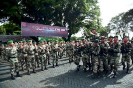 Pangdam Hasanuddin Bacakan Amanat Kasad Pada Upacara Hari Juang TNI AD