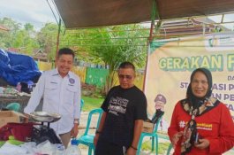 Sekda Armiadi Pantau Pasar Pangan Murah di Kecamatan Baebunta Luwu Utara 