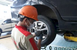 Gebyar Servis Akhir Tahun Kalla Toyota, Promo Ganti Aki Gratis Perawatan