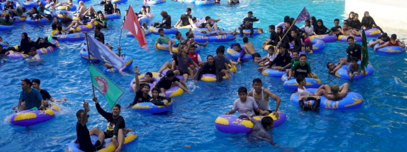 Grab bersama OVO Gelar Hajatan Mitra di Bugis Waterpark Adventure