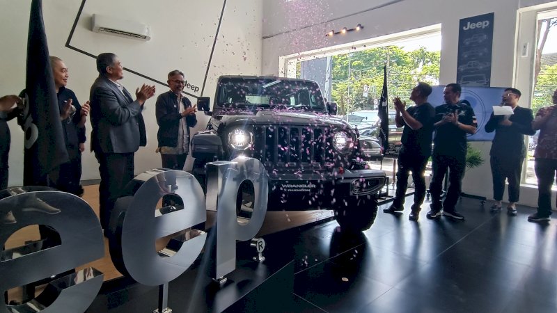 Jeep Kalla Kars Punya Gawean Baru, Jeep Wrangler Rubicon yang Siap Mengaspal di Makassar