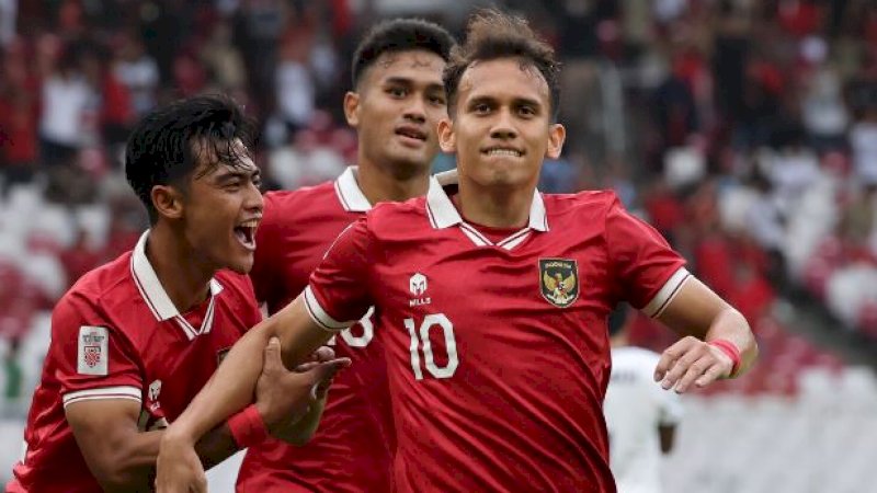 Para penggawa tim nasional (Timnas) Indonesia saat merayakan gol ke gawang Kamboja pada laga Grup A Piala AFF 2022 di Stadion Utama Gelora Bung Karno, Jakarta, Jumat (23/12/2022) malam Wita. (Foto: Twitter PSSI)