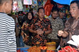 Jelang Nataru, TPID Sidrap Pantau Harga dan Stok Bahan Pokok di Pasar Rappang
