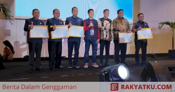 Sidrap Raih Dua Penghargaan di Anugerah Pendidikan Sulsel 2022