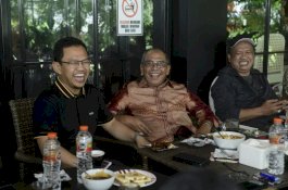 Ngopi Bareng di Warkop 36 Gowa, IAS-Aura Nostalgia Masa Lalu