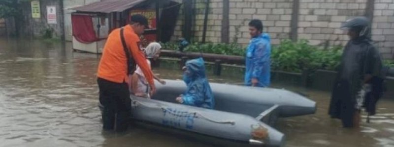 BPBD Makassar Evakuasi 239 Warga Terdampak Banjir