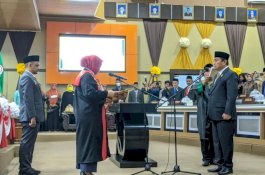 Empat Bulan Kosong, Kaharuddin Kadir Resmi Jabat Ketua DPRD Parepare