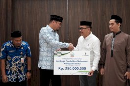 Lembaga Mahasantri Pemkab Gowa Terima Bantuan CSR dari Bank Sulselbar