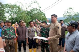 Pemerintah Siap Ganti Rugi Rumah Terdampak Longsor di Parangloe Gowa