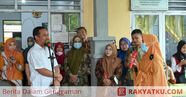 Gubernur Salurkan BLT BBM Kepada Warga Pangkep 