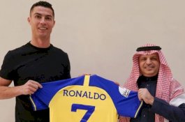 Cristiano Ronaldo Resmi Gabung Al-Nassr