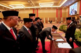 Gubernur Andi Sudirman Lantik 10 Pejabat Eselon II Pemprov Sulsel