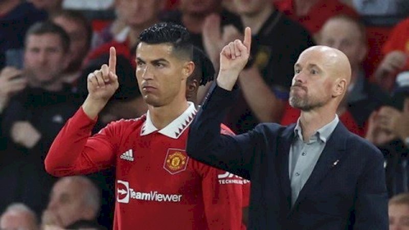 Cristiano Ronaldo mengaku tidak hormat dengan Erik Ten Hag. (REUTERS/PHIL NOBLE)