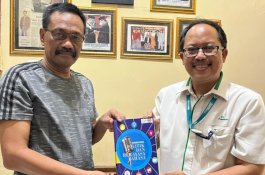 Agus K Saputra, Bersilaturahmi Lewat Buku