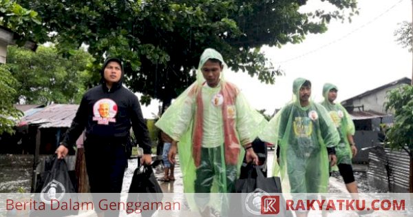 Relawan Milenial Pendukung Ganjar Dirikan Posko Bencana dan Berbagi Bansos untuk Korban Banjir Makassar