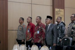 Wali Kota Palopo Hadiri Pelantikan Wakil Ketua Pengadilan Negeri