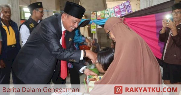 Ikut Salurkan Bantuan untuk Pengungsi Banjir, Bupati Wajo Sampaikan Terima Kasih untuk Baznas-WIZ