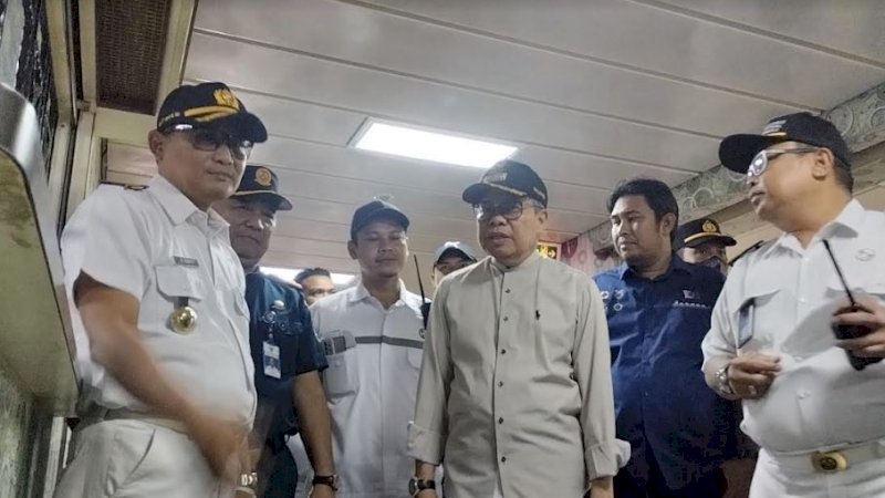 Wali Kota Parepare, Taufan Pawe, melakukan kunjungan di Pelabuhan Nusantara, Kota Parepare, Sabtu (7/1/2023).