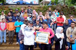 Eratkan Kekeluargaan, Wali Kota Makassar Rangkul Jajaran lewat Family Gathering