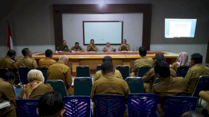 Tapat persiapan Musyawarah Tudang Sipulung (MTS) Terpadu di Ruang Rapat Pimpinan Lantai III Kantor Bupati Sidrap, Senin (9/1/2023). 