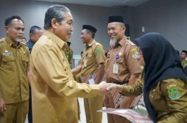Lantik 43 Kepala Sekolah, Bupati Sidrap Berpesan Agar Mutu Sekolah Ditingkatkan