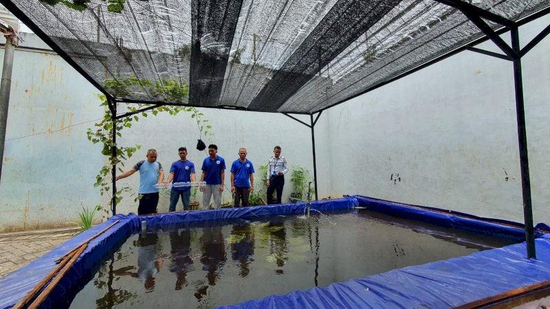 Karutan Makassar Sediakan Kolam Bioflok Budidaya Ikan Lele Bagi Warga Binaan 