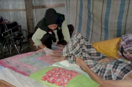 Kisah Maryamah, Nenek Lumpuh di Barru yang Terlantar