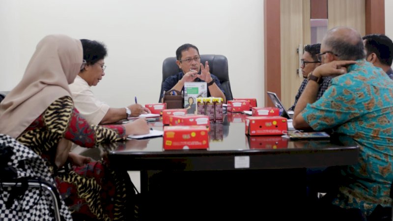 Sekda Kota Makassar Bahas Pengelolaan IPAL Bersama USAID IUWASH Tangguh 