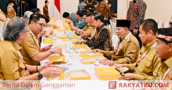 Momen Presiden Jokowi Makan Siang Bersama Forkopimda