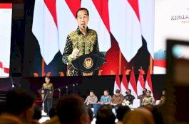 Jokowi Tegaskan Masyarakat Jangan Jadi Korban Politik Identitas
