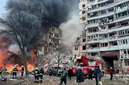 Ajudan Presiden Zelensky Memundurkan Diri Pasca Ledakan Rudal Rusia di Apartemen