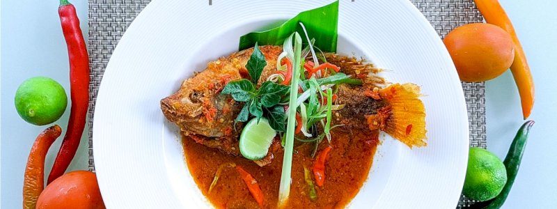 Nila Asam Pedas Jadi Menu Andalan Hotel Santika Bulan Januari